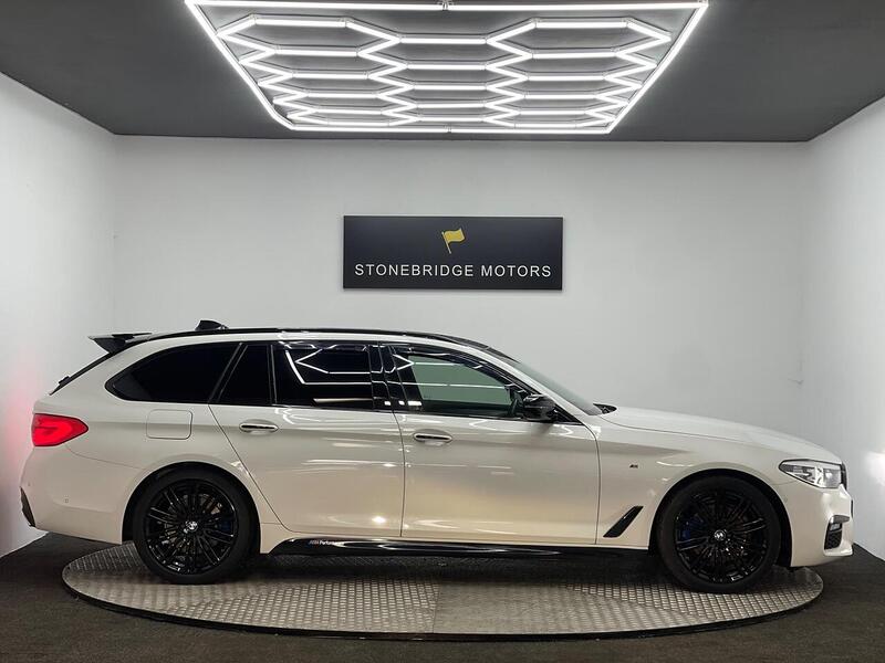 BMW 5 Series 2.0 520d M Sport Touring Auto Euro 6 (s/s) 5dr - U143