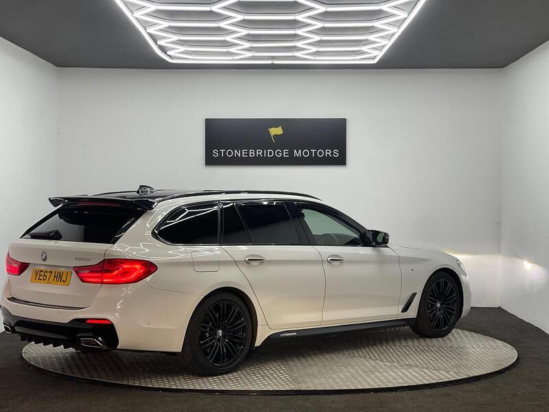 BMW 5 Series 2.0 520d M Sport Touring Auto Euro 6 (s/s) 5dr - U143