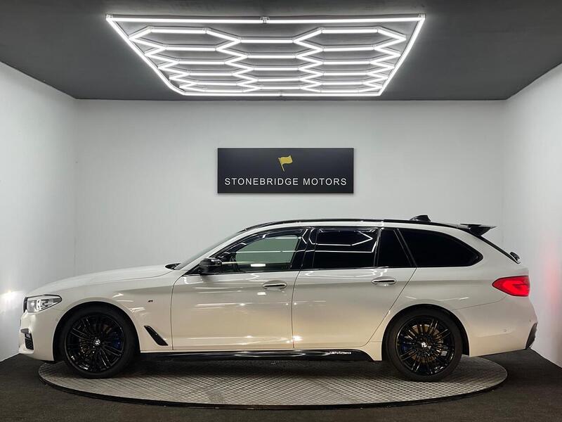 BMW 5 Series 2.0 520d M Sport Touring Auto Euro 6 (s/s) 5dr - U143