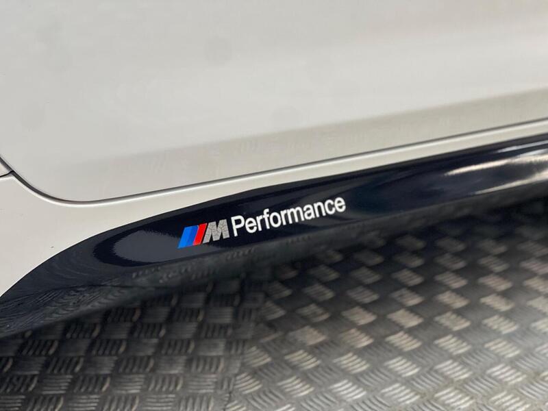 BMW 5 Series 2.0 520d M Sport Touring Auto Euro 6 (s/s) 5dr - U143