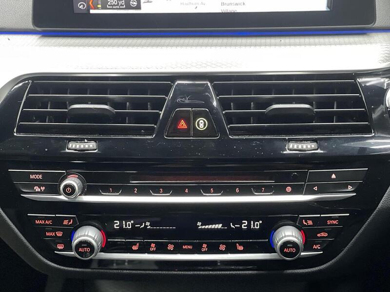 BMW 5 Series 2.0 520d M Sport Touring Auto Euro 6 (s/s) 5dr - U143