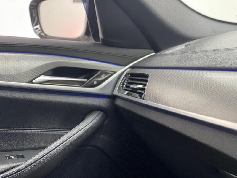 BMW 5 Series 2.0 520d M Sport Touring Auto Euro 6 (s/s) 5dr - U143