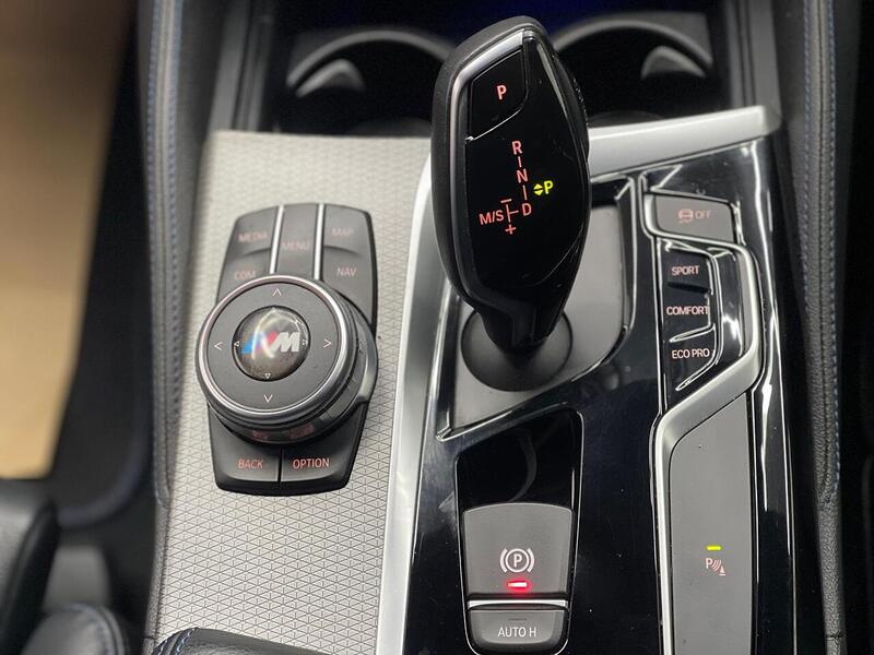 BMW 5 Series 2.0 520d M Sport Touring Auto Euro 6 (s/s) 5dr - U143