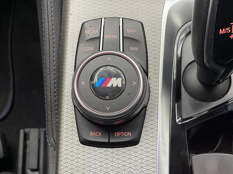 BMW 5 Series 2.0 520d M Sport Touring Auto Euro 6 (s/s) 5dr - U143