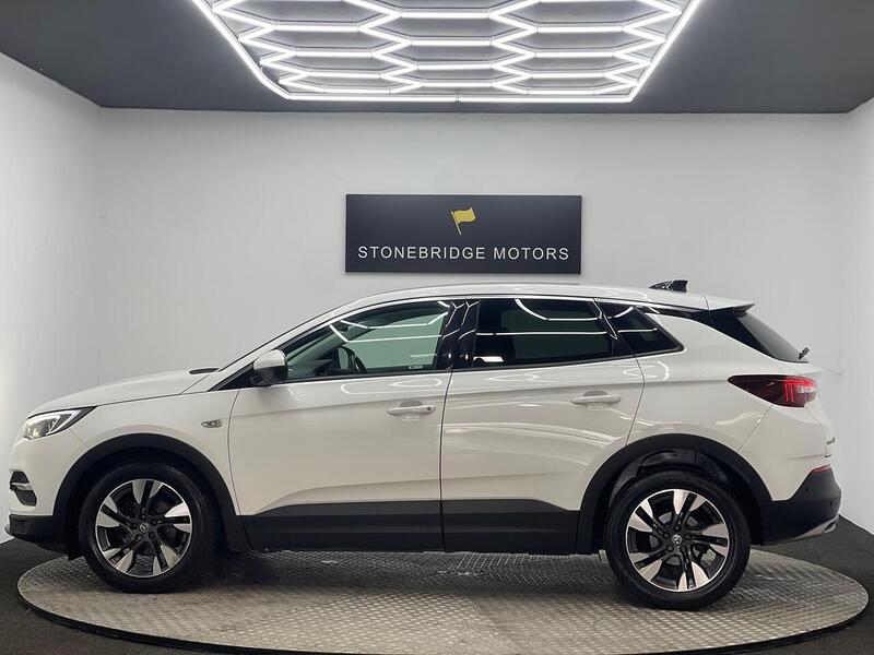 Vauxhall Grandland X 1.6 Turbo D BlueInjection Sport Nav Auto Euro 6 (s/s) 5dr - U147