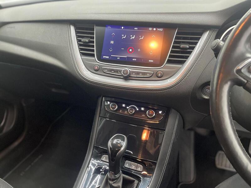 Vauxhall Grandland X 1.6 Turbo D BlueInjection Sport Nav Auto Euro 6 (s/s) 5dr - U147