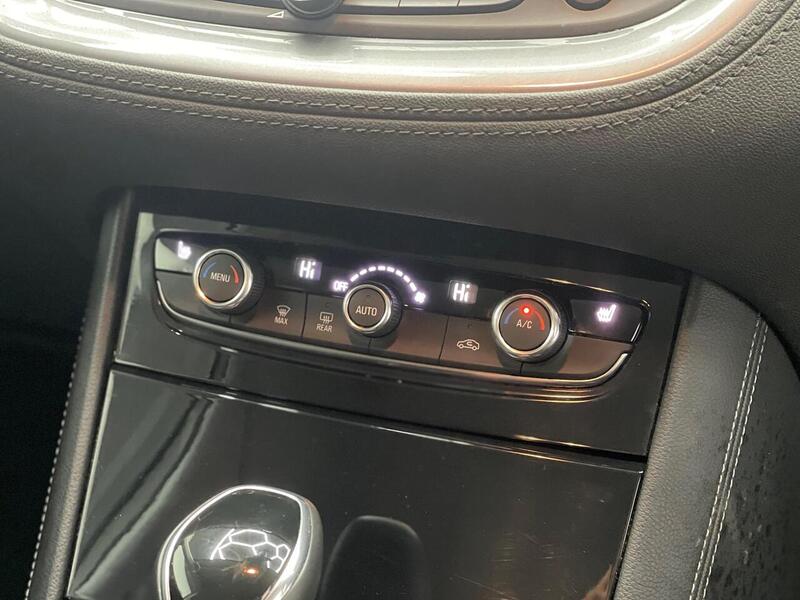 Vauxhall Grandland X 1.6 Turbo D BlueInjection Sport Nav Auto Euro 6 (s/s) 5dr - U147
