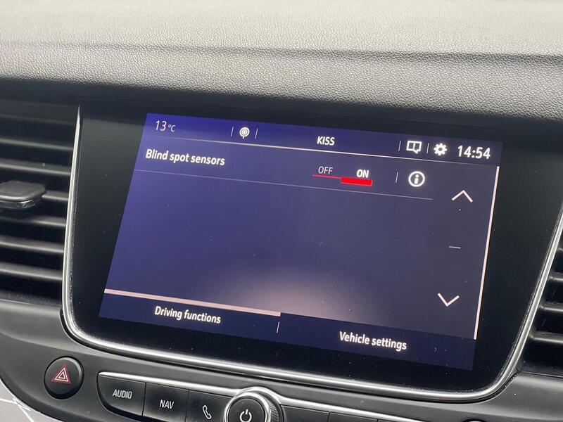 Vauxhall Grandland X 1.6 Turbo D BlueInjection Sport Nav Auto Euro 6 (s/s) 5dr - U147