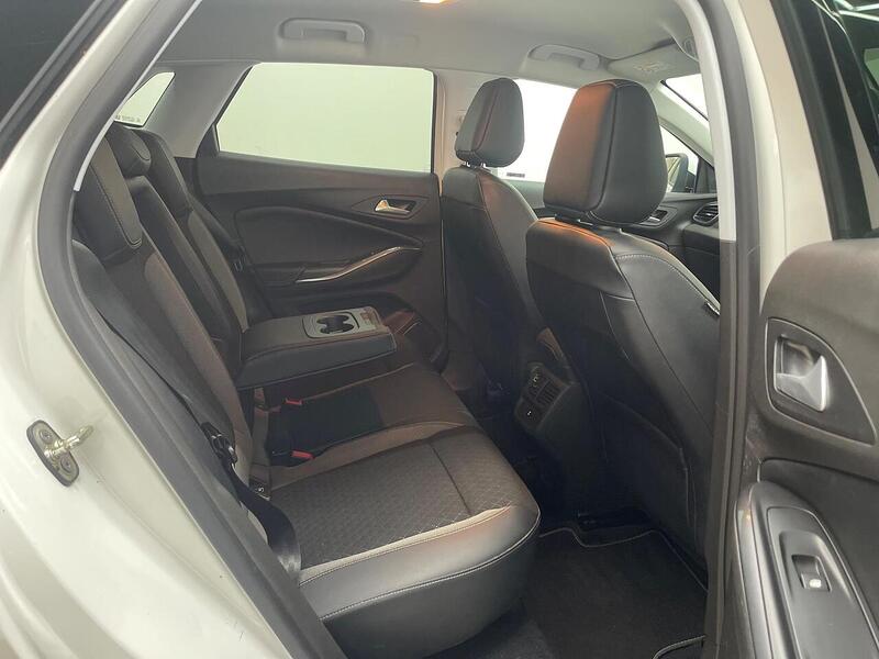 Vauxhall Grandland X 1.6 Turbo D BlueInjection Sport Nav Auto Euro 6 (s/s) 5dr - U147