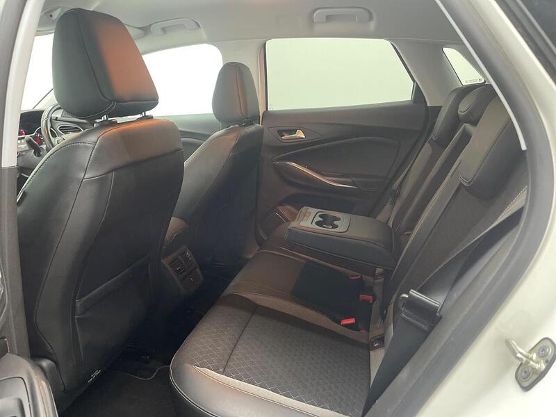 Vauxhall Grandland X 1.6 Turbo D BlueInjection Sport Nav Auto Euro 6 (s/s) 5dr - U147