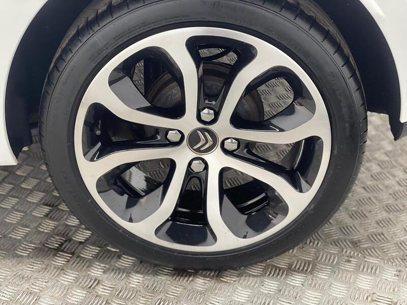 Citroen C3 1.2 PureTech Selection Euro 6 5dr - U148