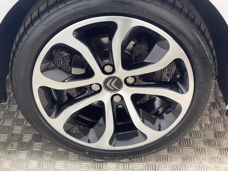 Citroen C3 1.2 PureTech Selection Euro 6 5dr - U148