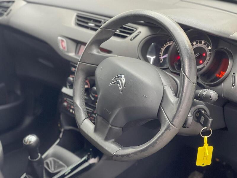 Citroen C3 1.2 PureTech Selection Euro 6 5dr - U148