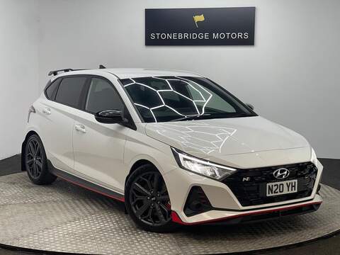 Hyundai i20 Clio GT Line Hatchback 1 Automatic Diesel