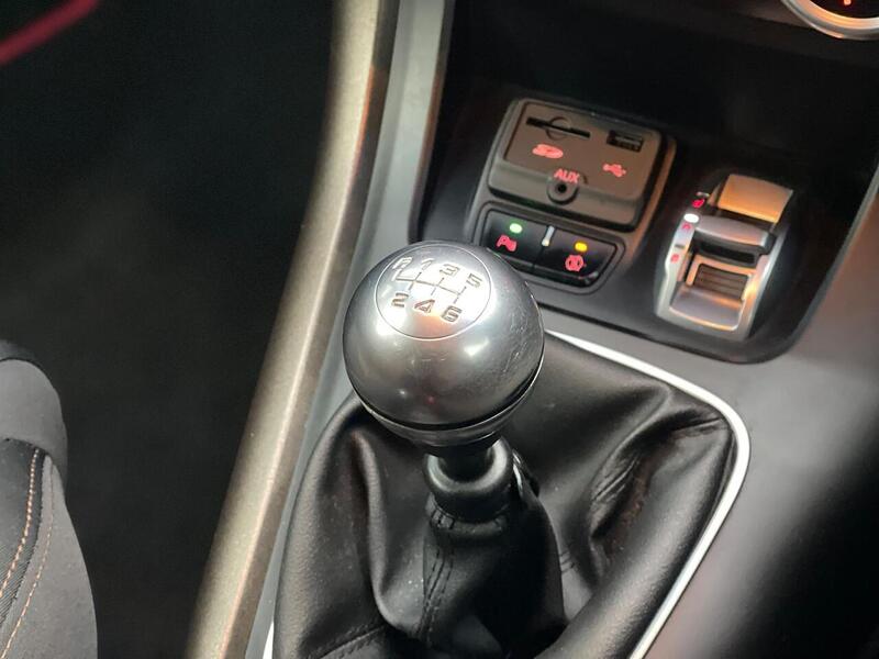 Alfa Romeo Giulietta 2.0 JTDM-2 Business Edition Euro 5 (s/s) 5dr - U152