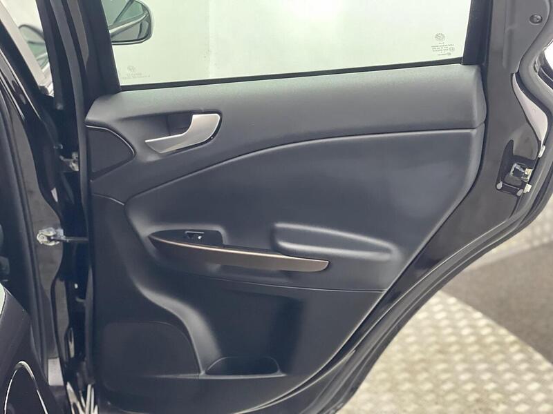 Alfa Romeo Giulietta 2.0 JTDM-2 Business Edition Euro 5 (s/s) 5dr - U152