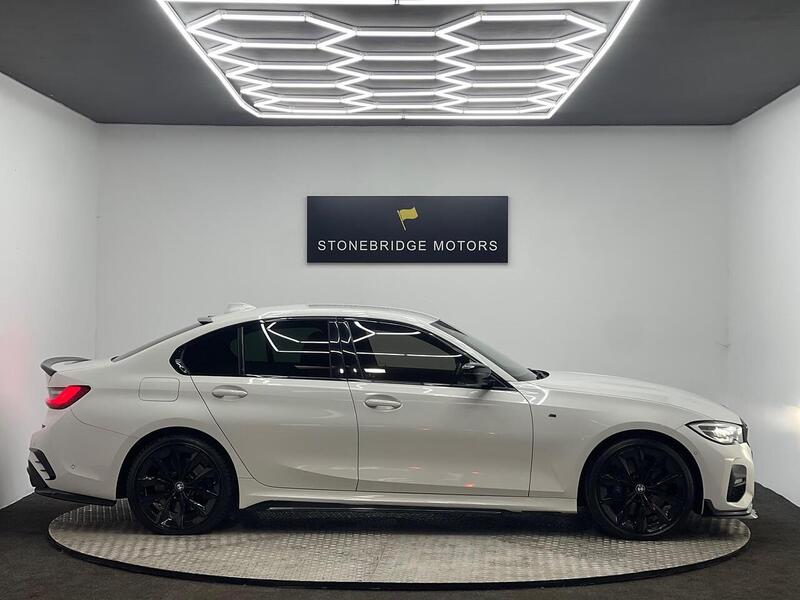 BMW 3 Series 2.0 320d M Sport Auto xDrive Euro 6 (s/s) 4dr - U156