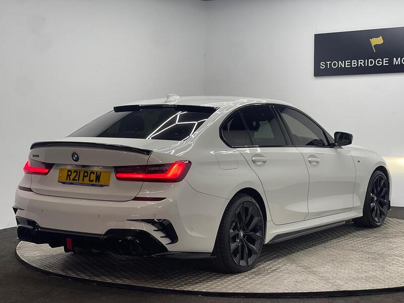 BMW 3 Series 2.0 320d M Sport Auto xDrive Euro 6 (s/s) 4dr - U156