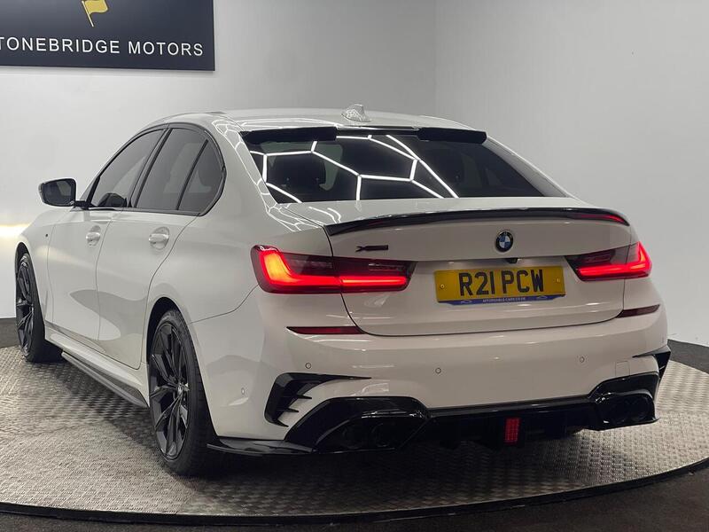 BMW 3 Series 2.0 320d M Sport Auto xDrive Euro 6 (s/s) 4dr - U156