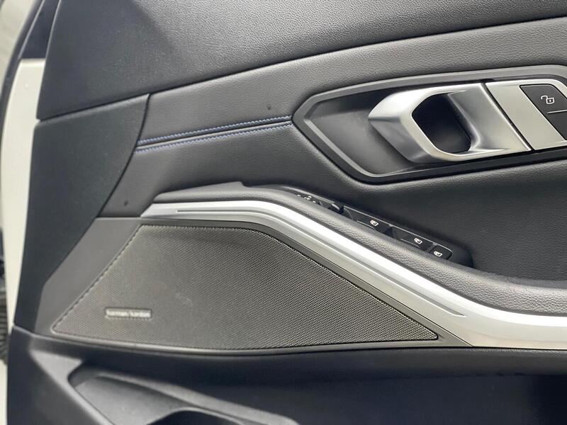 BMW 3 Series 2.0 320d M Sport Auto xDrive Euro 6 (s/s) 4dr - U156