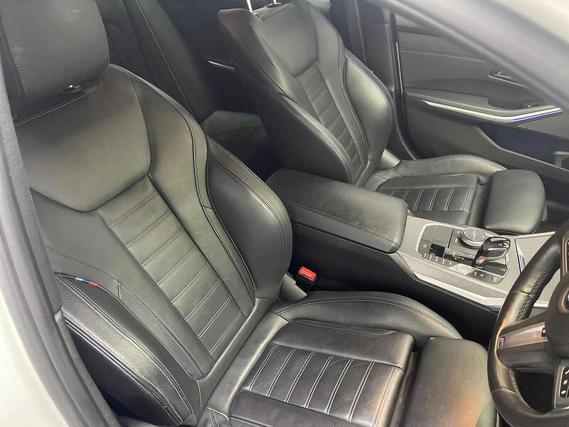 BMW 3 Series 2.0 320d M Sport Auto xDrive Euro 6 (s/s) 4dr - U156