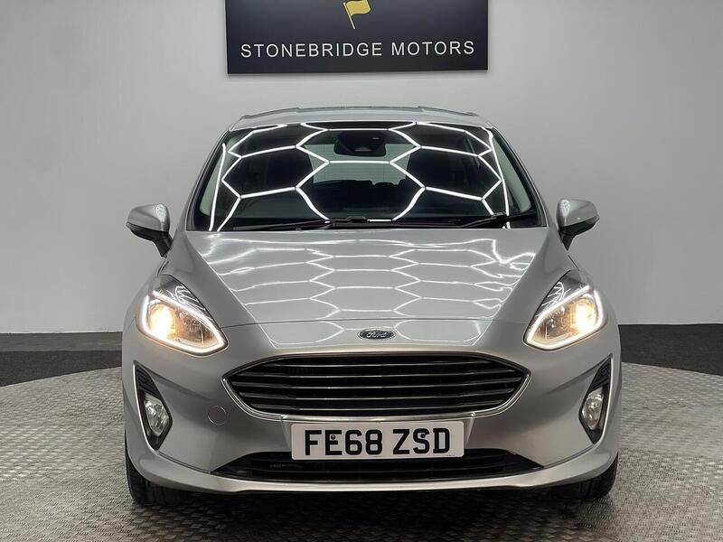 Ford Fiesta 1.0T EcoBoost Zetec Euro 6 (s/s) 5dr - U167