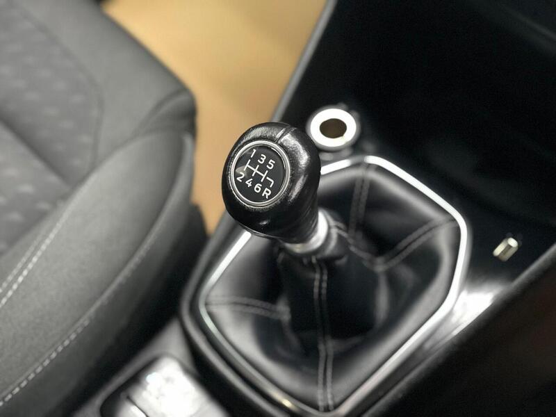 Ford Fiesta 1.0T EcoBoost Zetec Euro 6 (s/s) 5dr - U167