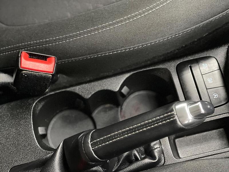 Ford Fiesta 1.0T EcoBoost Zetec Euro 6 (s/s) 5dr - U167