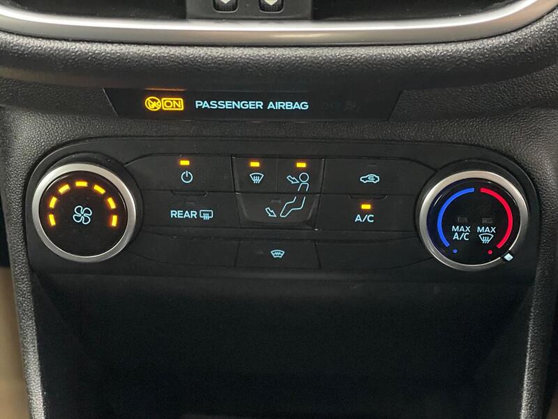 Ford Fiesta 1.0T EcoBoost Zetec Euro 6 (s/s) 5dr - U167