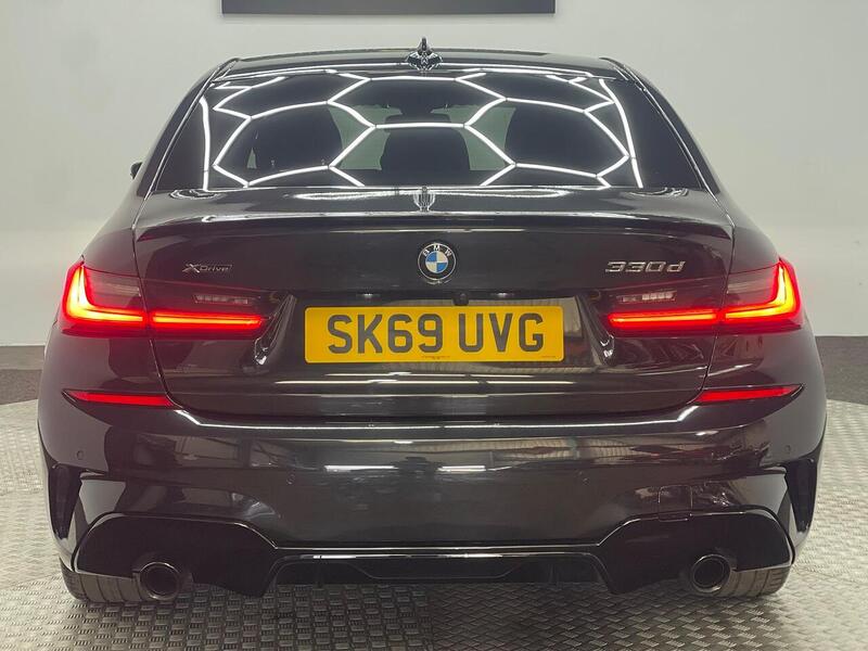 BMW 3 Series 3.0 330d M Sport Auto xDrive Euro 6 (s/s) 4dr - U168