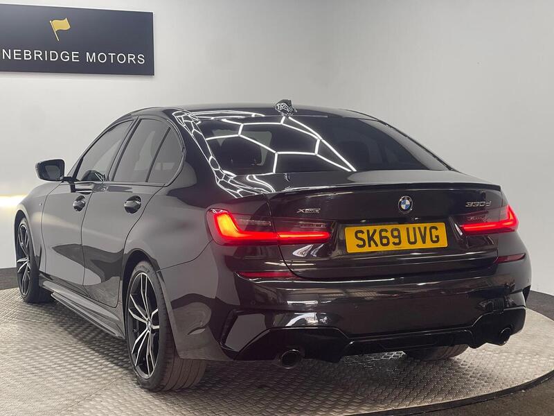 BMW 3 Series 3.0 330d M Sport Auto xDrive Euro 6 (s/s) 4dr - U168