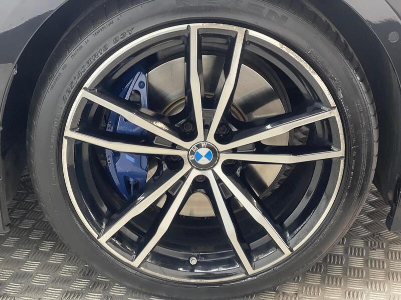 BMW 3 Series 3.0 330d M Sport Auto xDrive Euro 6 (s/s) 4dr - U168