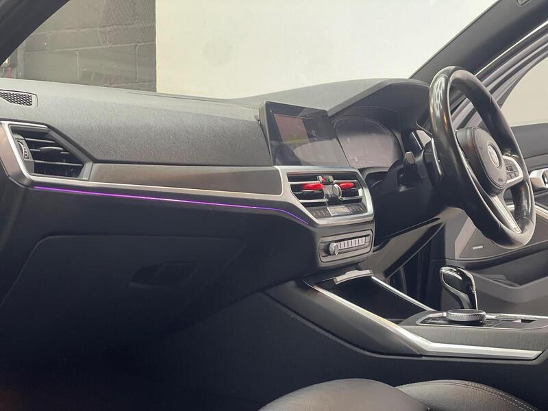 BMW 3 Series 3.0 330d M Sport Auto xDrive Euro 6 (s/s) 4dr - U168