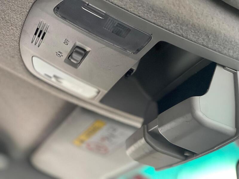 Toyota Hilux 2.4 D-4D Invincible 4WD Euro 6 (s/s) 4dr (TSS) - U183