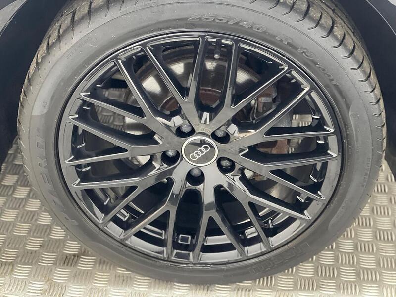 Audi Q3 2.0 TDI Black Edition quattro Euro 6 (s/s) 5dr - U185