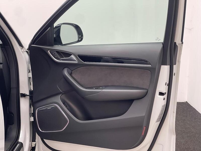 Audi Q3 2.0 TDI Black Edition quattro Euro 6 (s/s) 5dr - U185