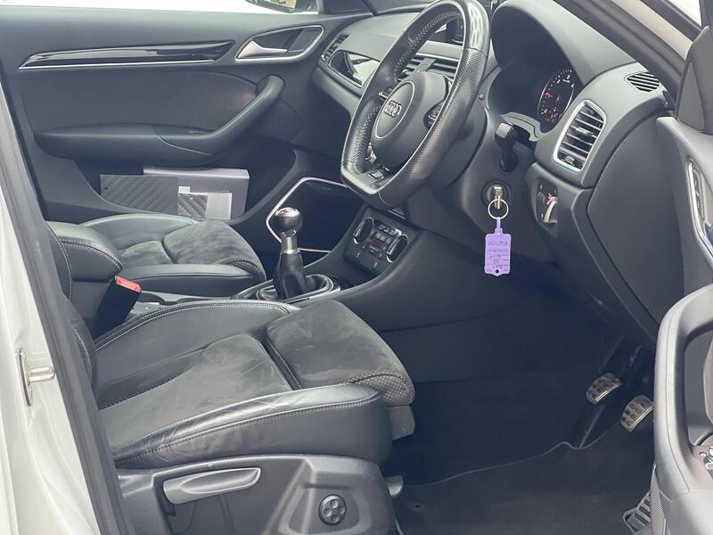 Audi Q3 2.0 TDI Black Edition quattro Euro 6 (s/s) 5dr - U185