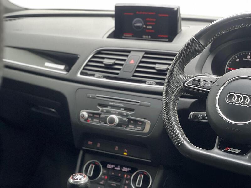 Audi Q3 2.0 TDI Black Edition quattro Euro 6 (s/s) 5dr - U185