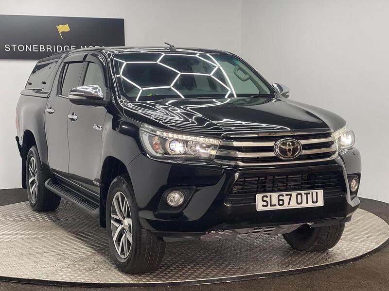Toyota Hilux 2.4 D-4D Invincible 4WD Euro 6 (s/s) 4dr (TSS, 3.5t) - U186