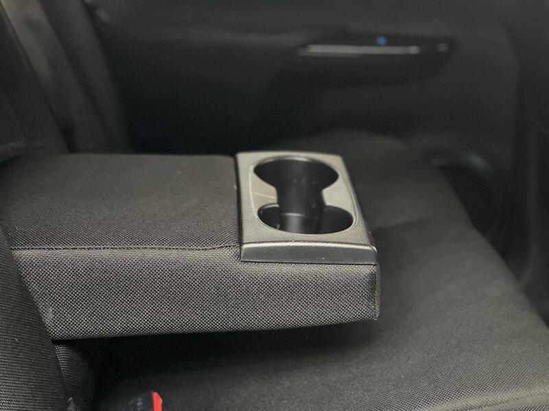 Toyota Hilux 2.4 D-4D Invincible 4WD Euro 6 (s/s) 4dr (TSS, 3.5t) - U186