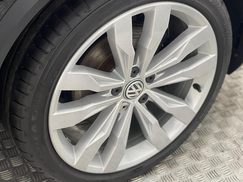 Volkswagen T-Roc 1.6 TDI R-Line Euro 6 (s/s) 5dr - U194