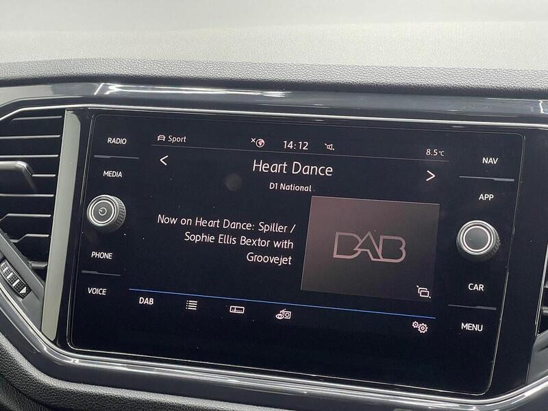 Volkswagen T-Roc 1.6 TDI R-Line Euro 6 (s/s) 5dr - U194