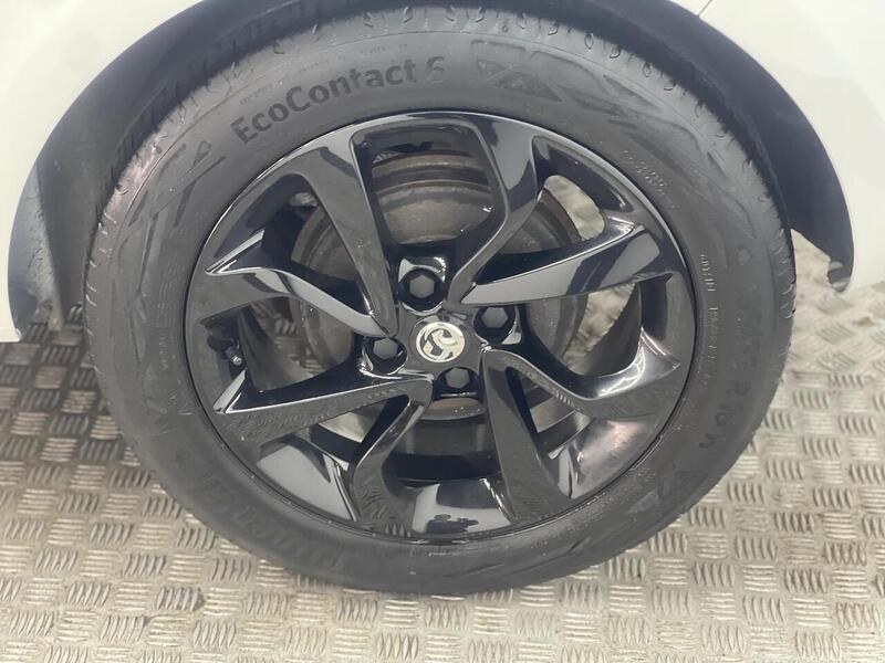Vauxhall Corsa 1.4i ecoTEC Griffin Euro 6 3dr - U196