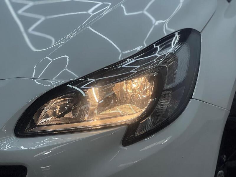 Vauxhall Corsa 1.4i ecoTEC Griffin Euro 6 3dr - U196