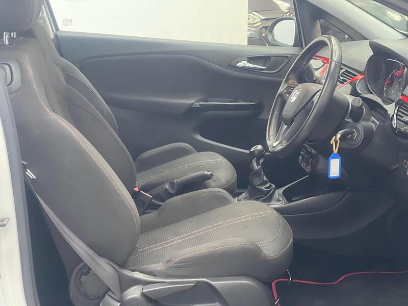 Vauxhall Corsa 1.4i ecoTEC Griffin Euro 6 3dr - U196