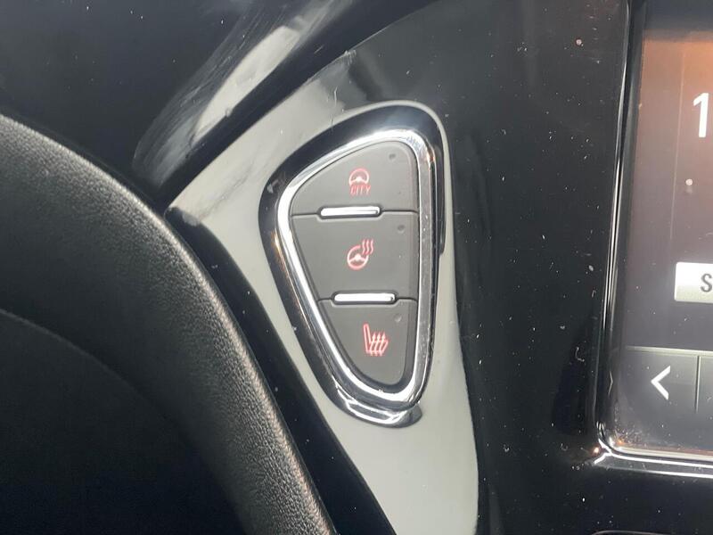 Vauxhall Corsa 1.4i ecoTEC Griffin Euro 6 3dr - U196