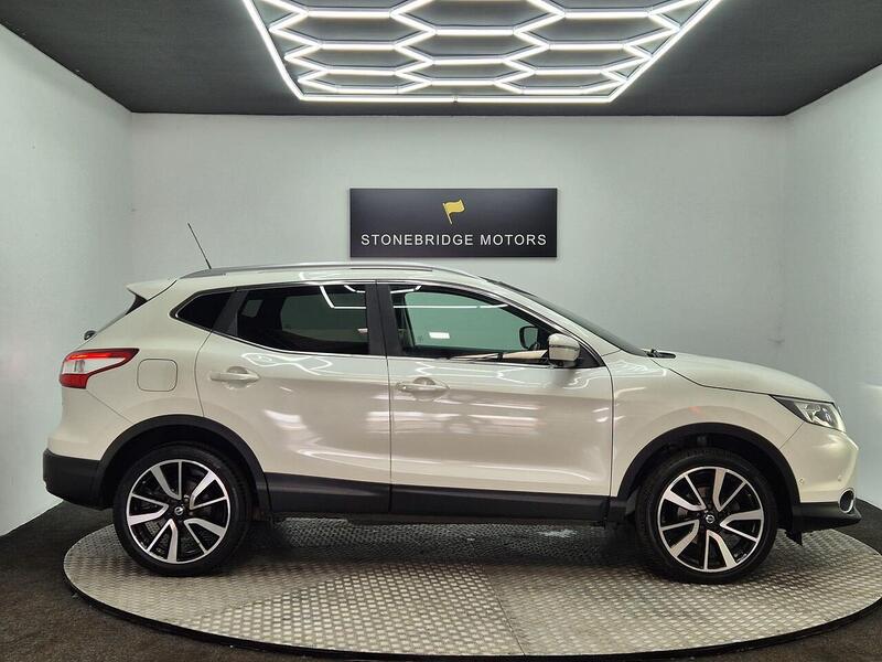 Nissan Qashqai 1.5 dCi Tekna 2WD Euro 6 (s/s) 5dr - U201