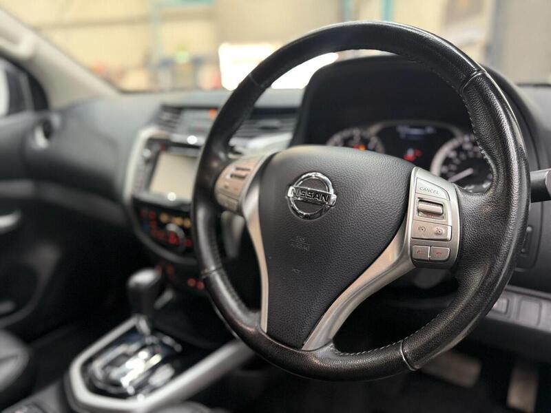 Nissan Navara 2.3 dCi Tekna Auto 4WD Euro 6 4dr - U202