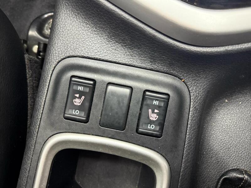 Nissan Navara 2.3 dCi Tekna Auto 4WD Euro 6 4dr - U202