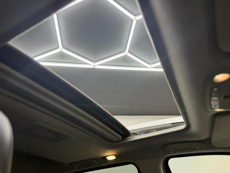 Nissan Navara 2.3 dCi Tekna Auto 4WD Euro 6 4dr - U202